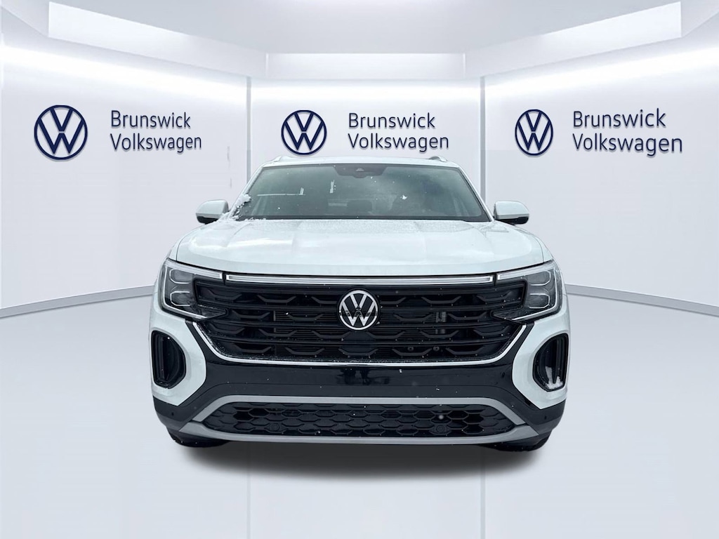 New 2026 Volkswagen Atlas Cross Sport 2.0T SE w/Technology 4MOTION