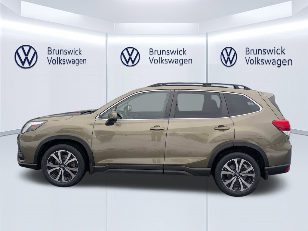 Used 2023 Subaru Forester Limited SUV