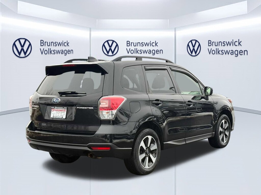 Used 2018 Subaru Forester 2.5i Premium SUV