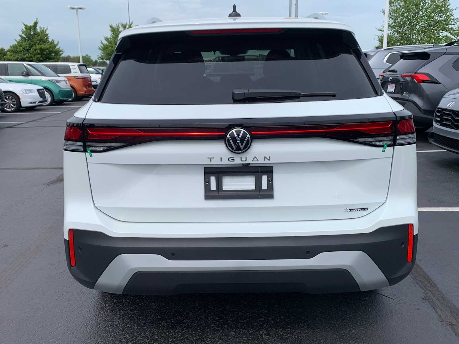 2025 Volkswagen Tiguan S photo 4
