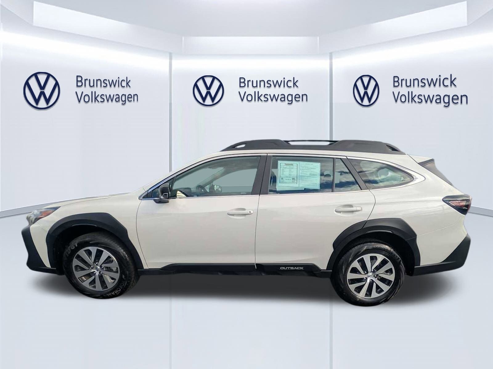 2025 Subaru Outback Base photo 3