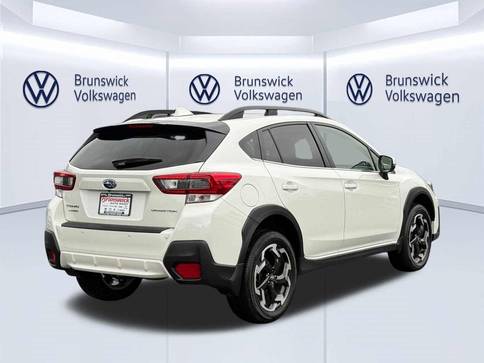 2022 Subaru Crosstrek Limited photo 2