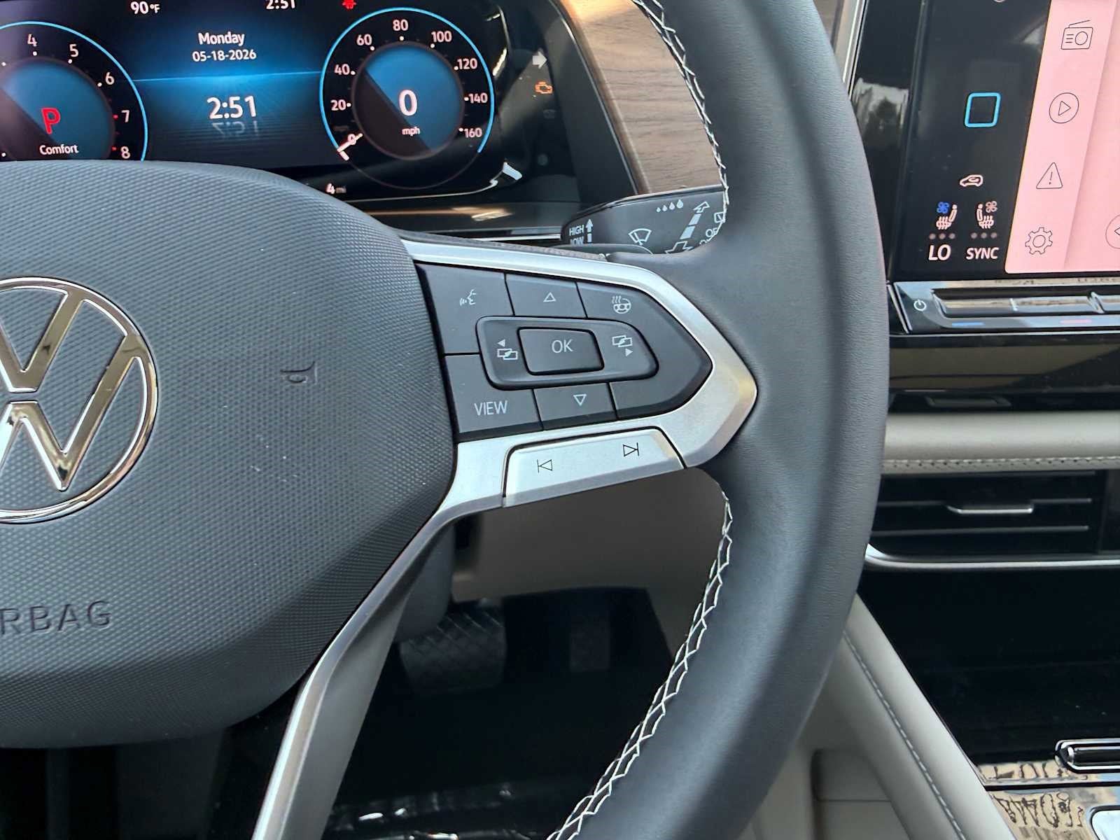 2026 Volkswagen Atlas SE w/Tech - Photo 14