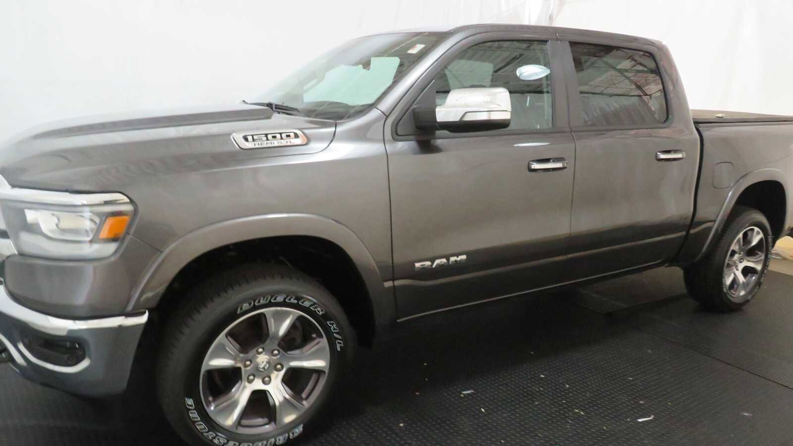 2022 Ram 1500 Laramie photo 2