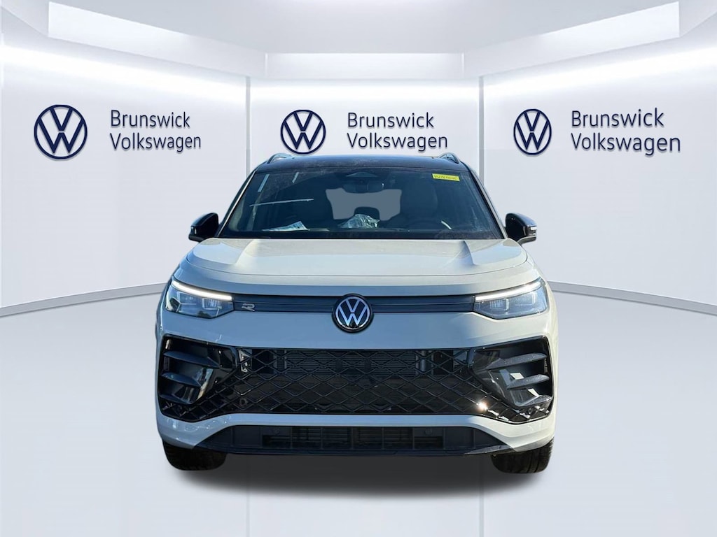 New 2026 Volkswagen Tiguan SE R-Line Black 2.0T 4MOTION