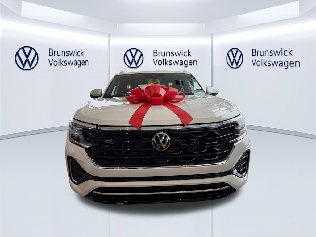 New 2026 Volkswagen Atlas Cross Sport 2.0T SEL Premium R-Line 4MOTION