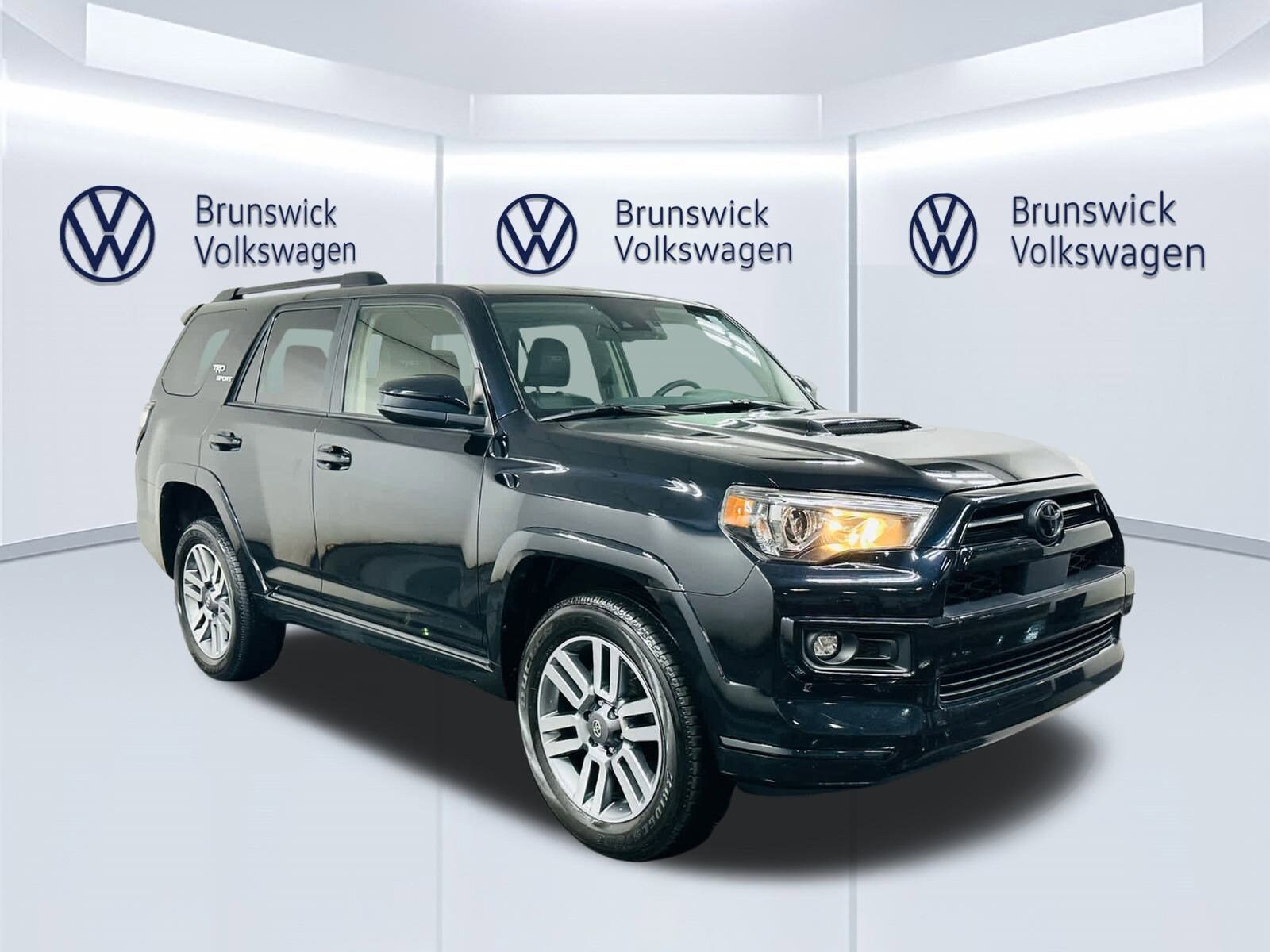 2022 Toyota 4Runner TRD Sport photo 2