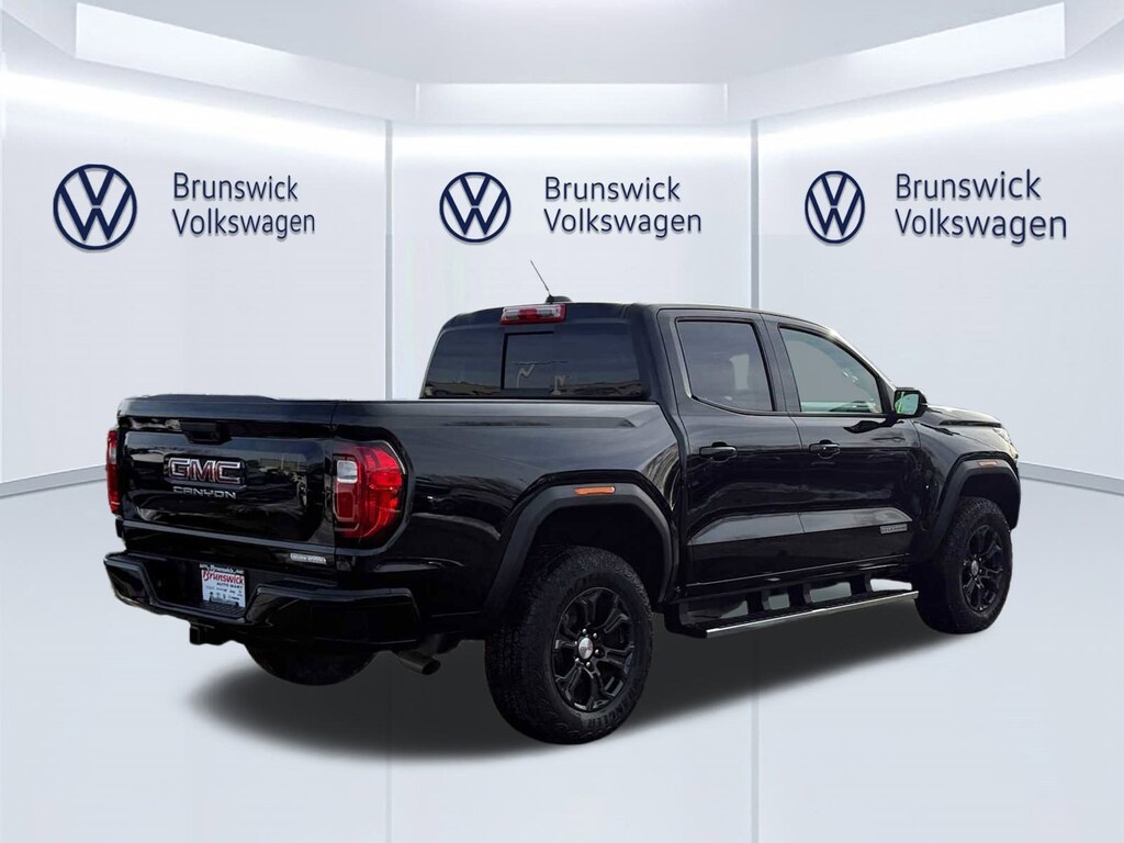 Used 2024 GMC Canyon Elevation Truck Crew Cab