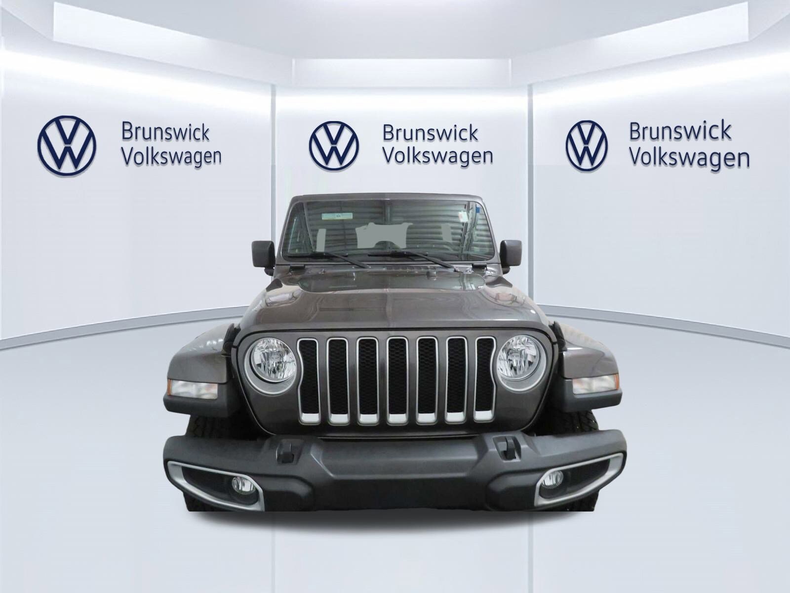 2021 Jeep Wrangler Unlimited Sahara photo 3