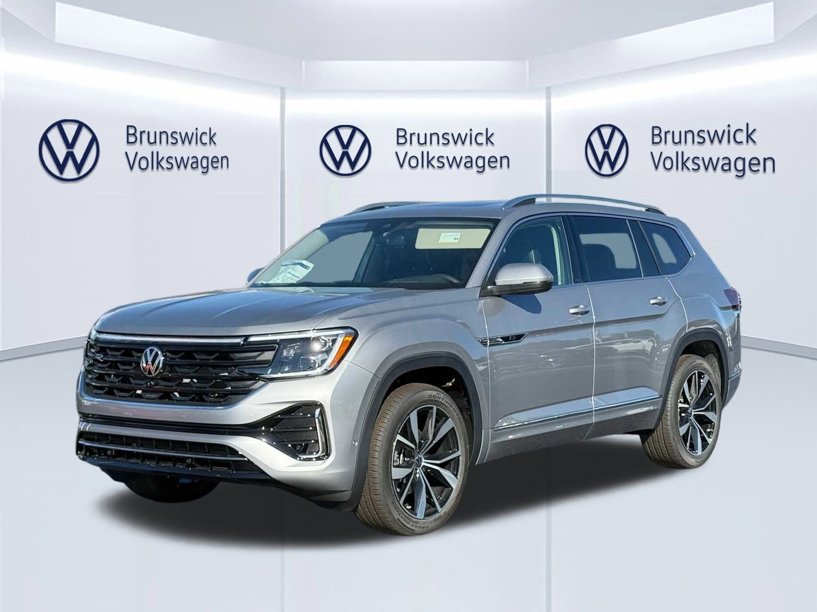 2026 Volkswagen Atlas SEL Premium R-Line's photo