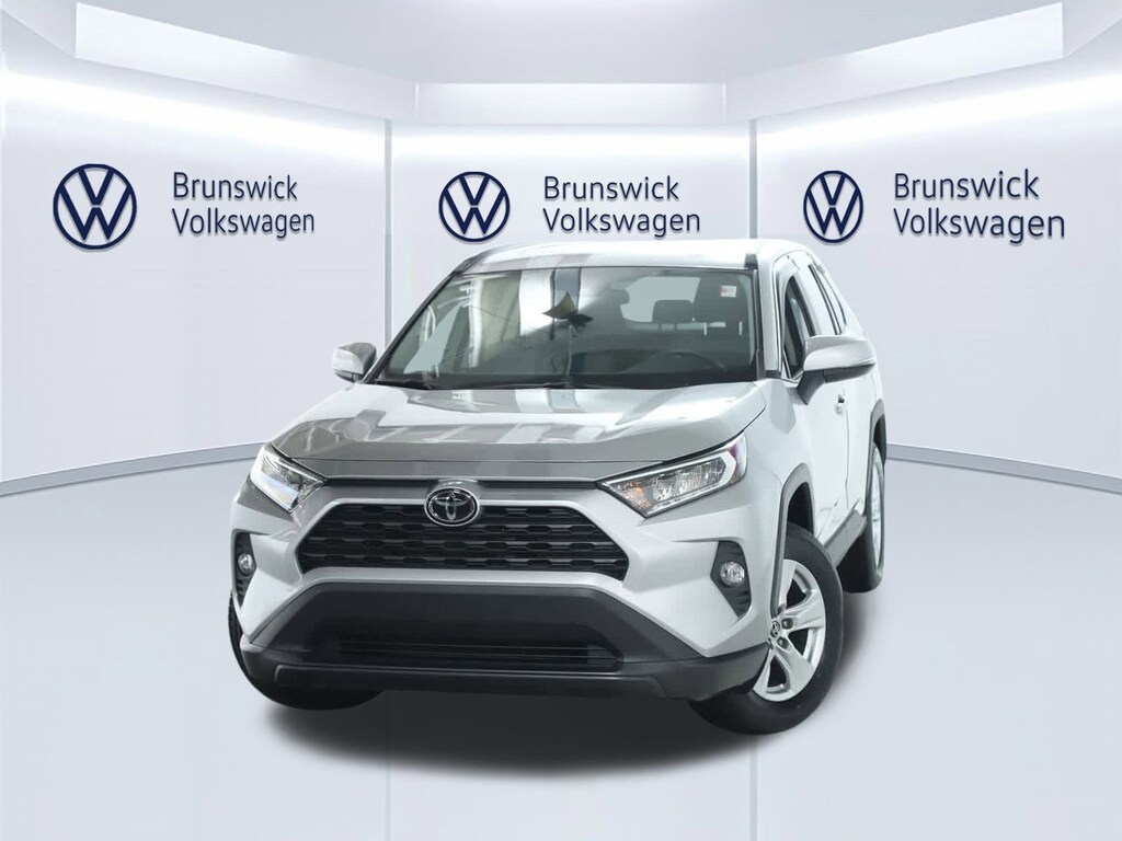 Used 2020 Toyota RAV4 XLE SUV