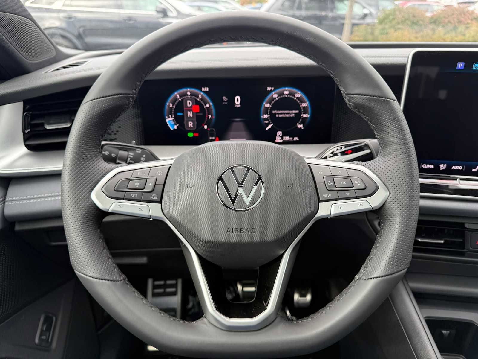 2026 Volkswagen Tiguan SE R-LINE BLACK - Photo 14