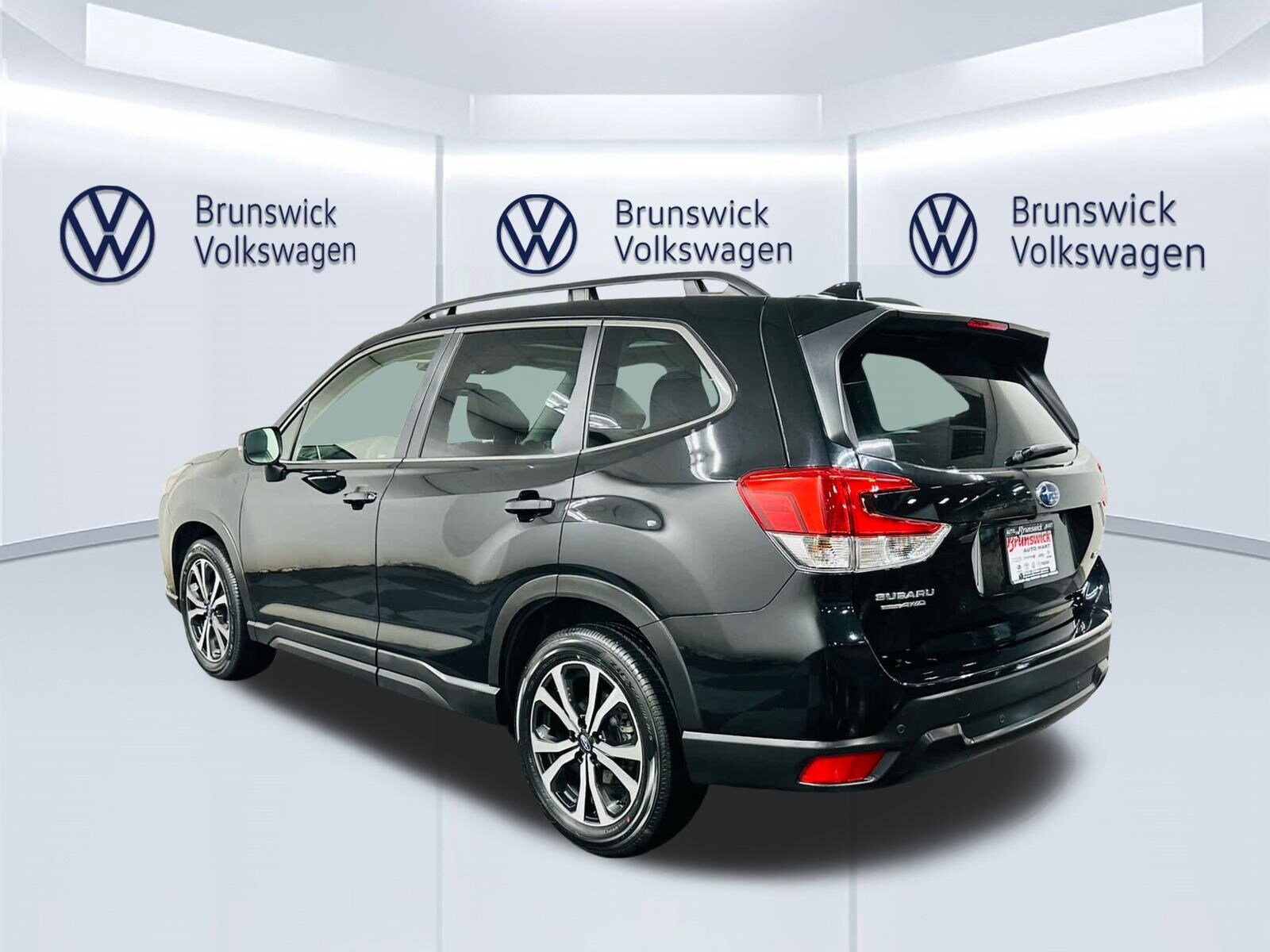 2023 Subaru Forester Limited photo 4