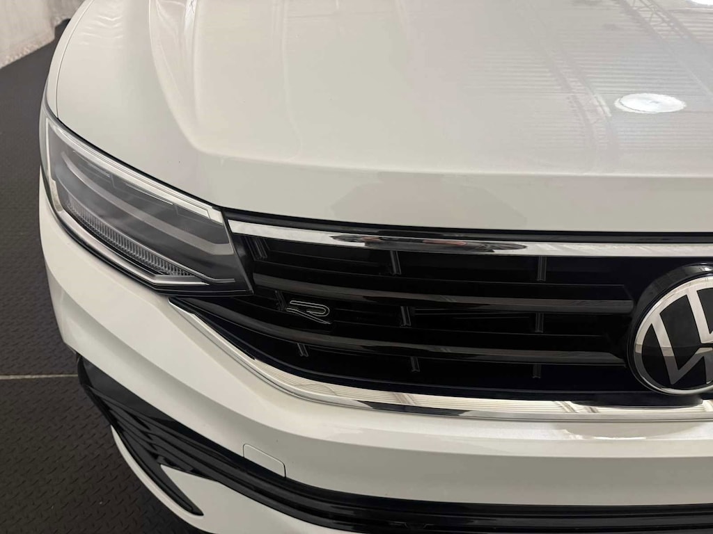 Used 2023 Volkswagen Tiguan 2.0T SE R-Line Black SUV