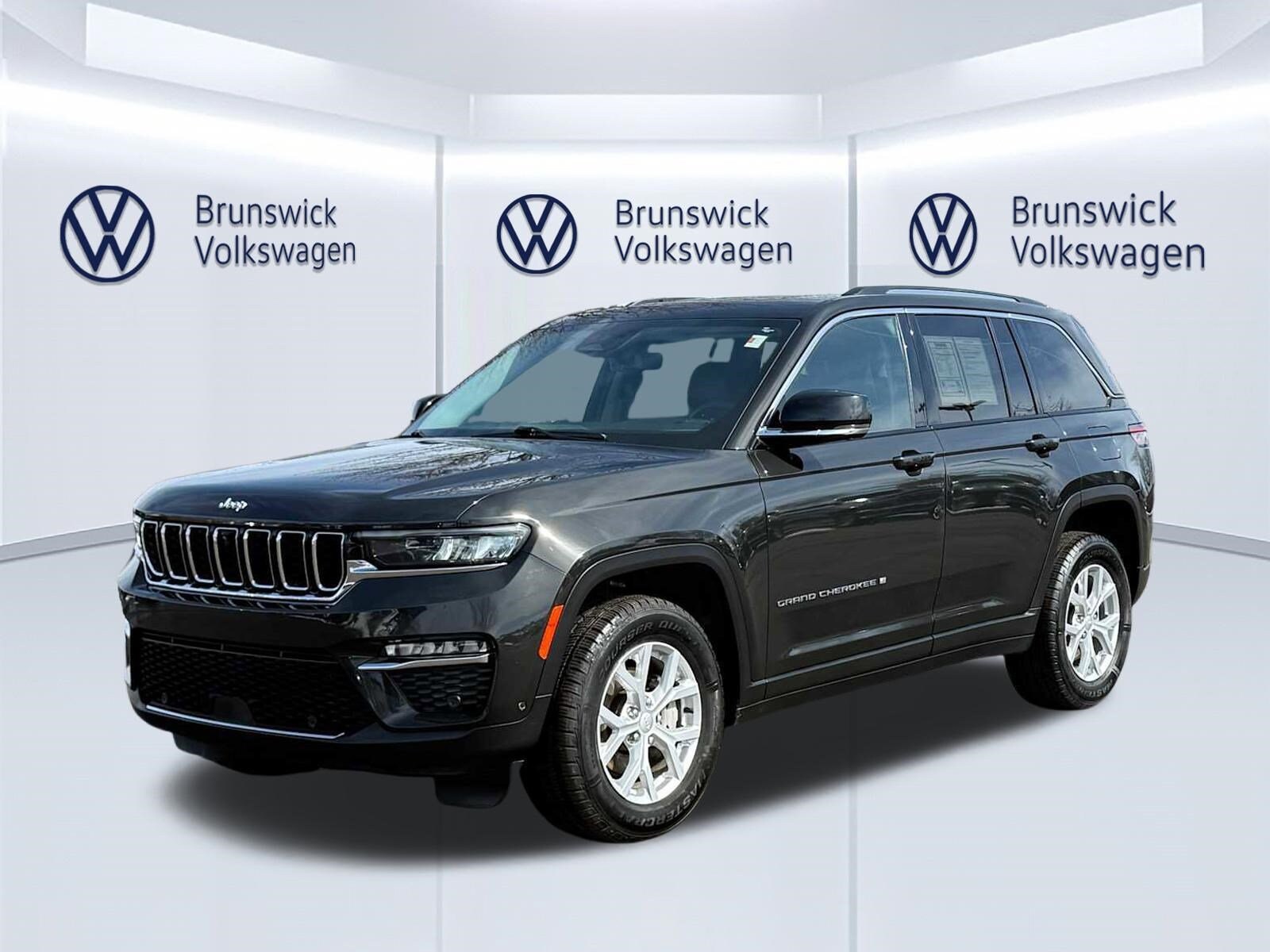 Rocky Mountain Pearlcoat 2024 Jeep Grand Cherokee Limited 4WD SUV / Crossover Four-Wheel Drive Automatic