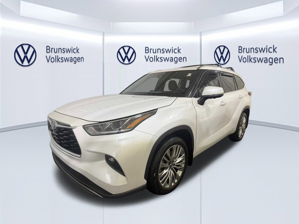 Used 2023 Toyota Highlander Platinum SUV