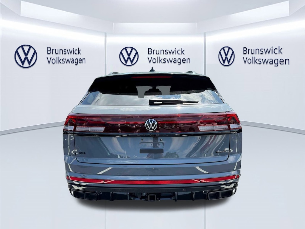 New 2025 Volkswagen Atlas Cross Sport 2.0T SEL R-Line Black 4MOTION