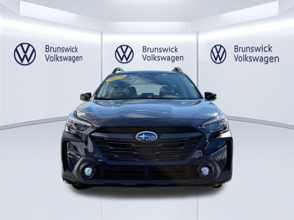 Used 2025 Subaru Outback Premium SUV