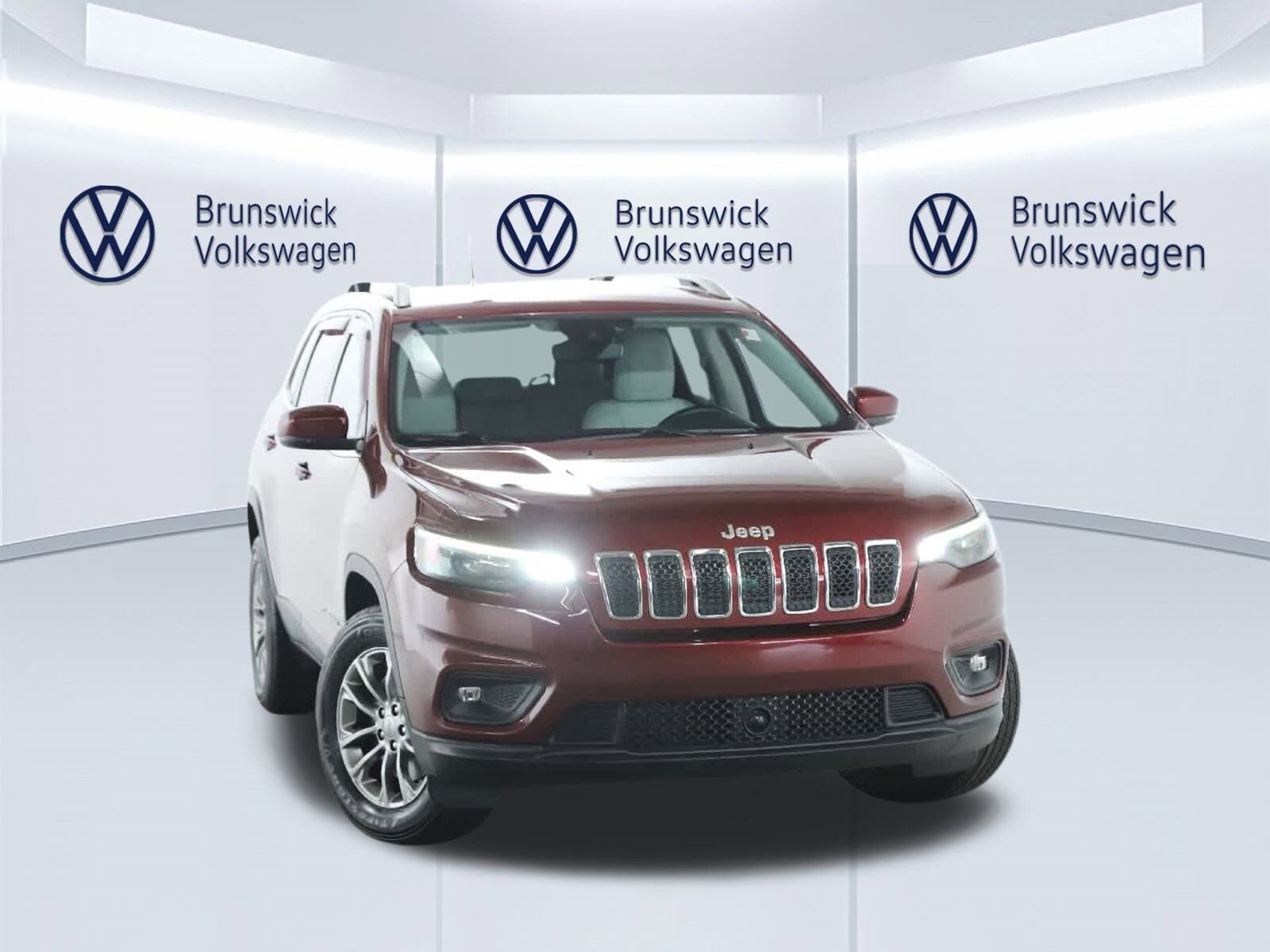 2020 Jeep Cherokee Latitude photo 2
