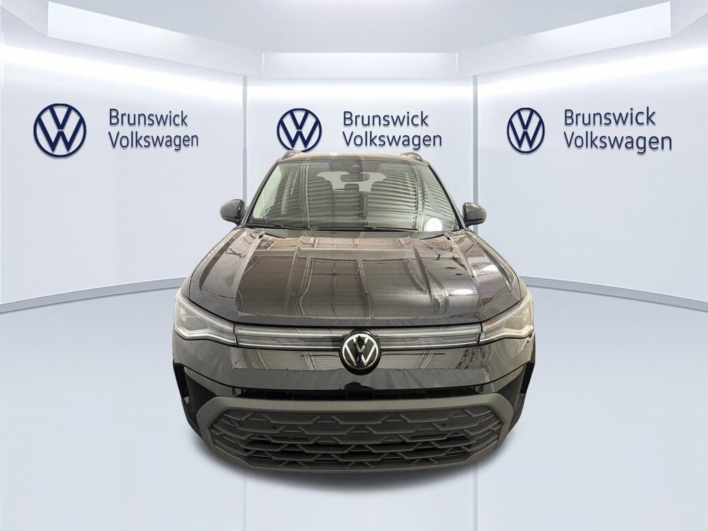 Used 2025 Volkswagen Taos 1.5T SE Black SUV