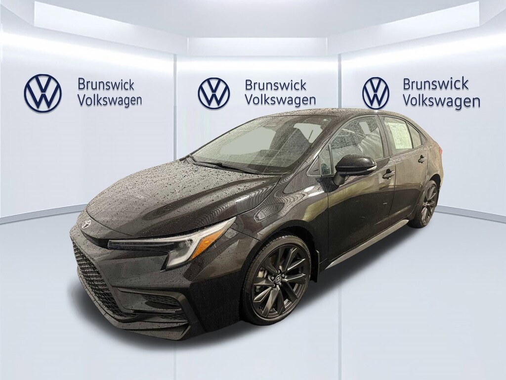 Used 2023 Toyota Corolla SE Sedan