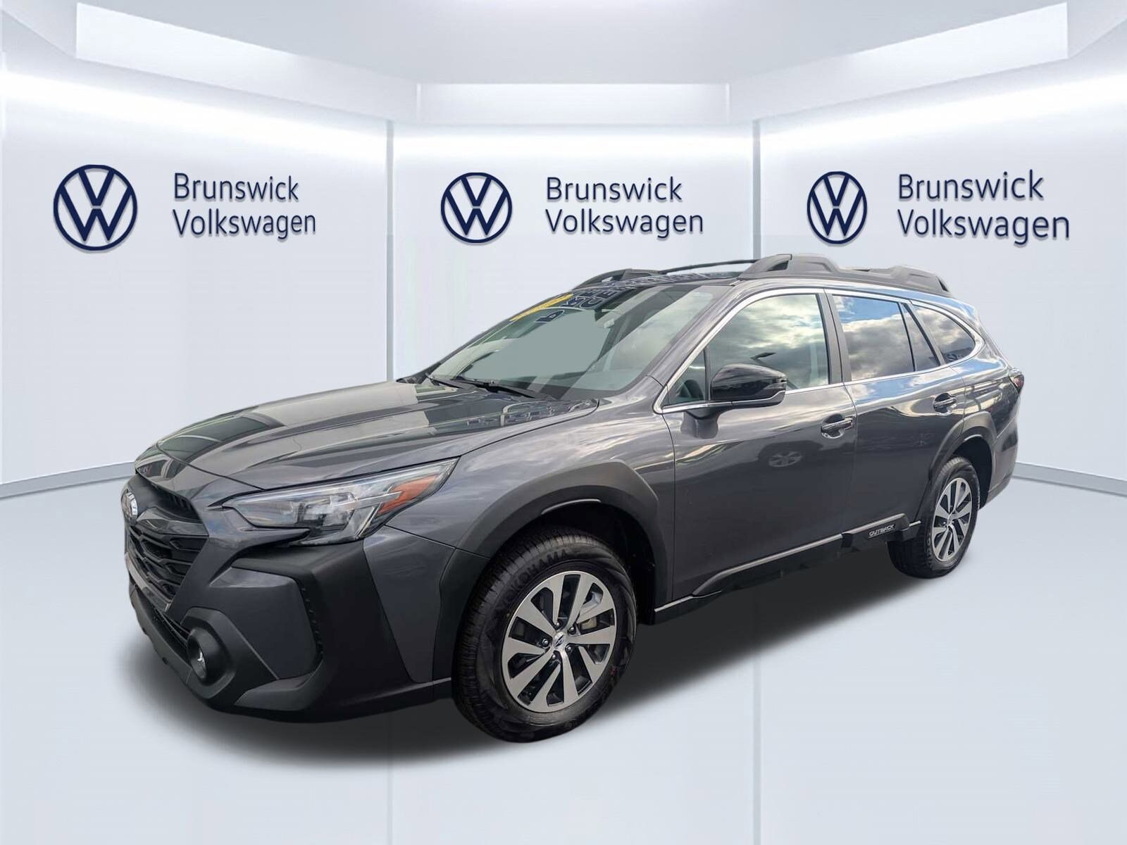 2025 Subaru Outback Premium photo 2