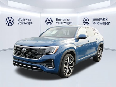 Featured New 2025 Volkswagen Atlas Cross Sport 2.0T SEL Premium R-Line 4MOTION for sale near you in Brunswick, OH