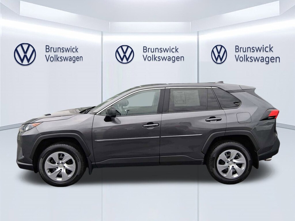 Used 2022 Toyota RAV4 LE SUV