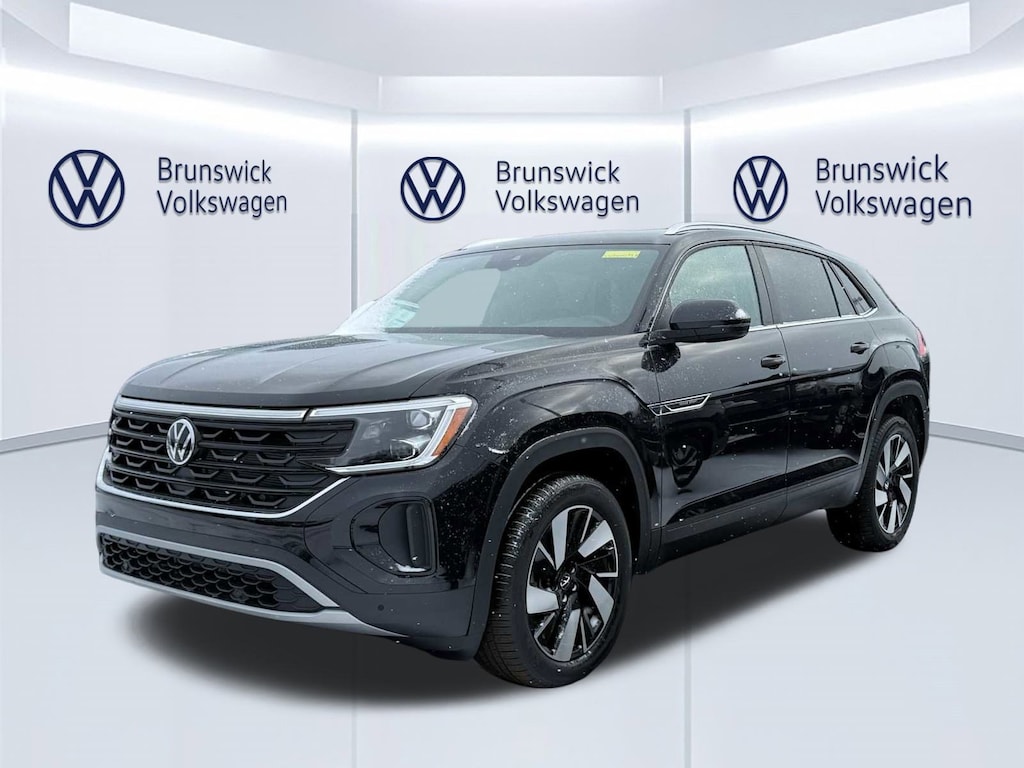 New 2026 Volkswagen Atlas Cross Sport 2.0T SE w/Technology 4MOTION