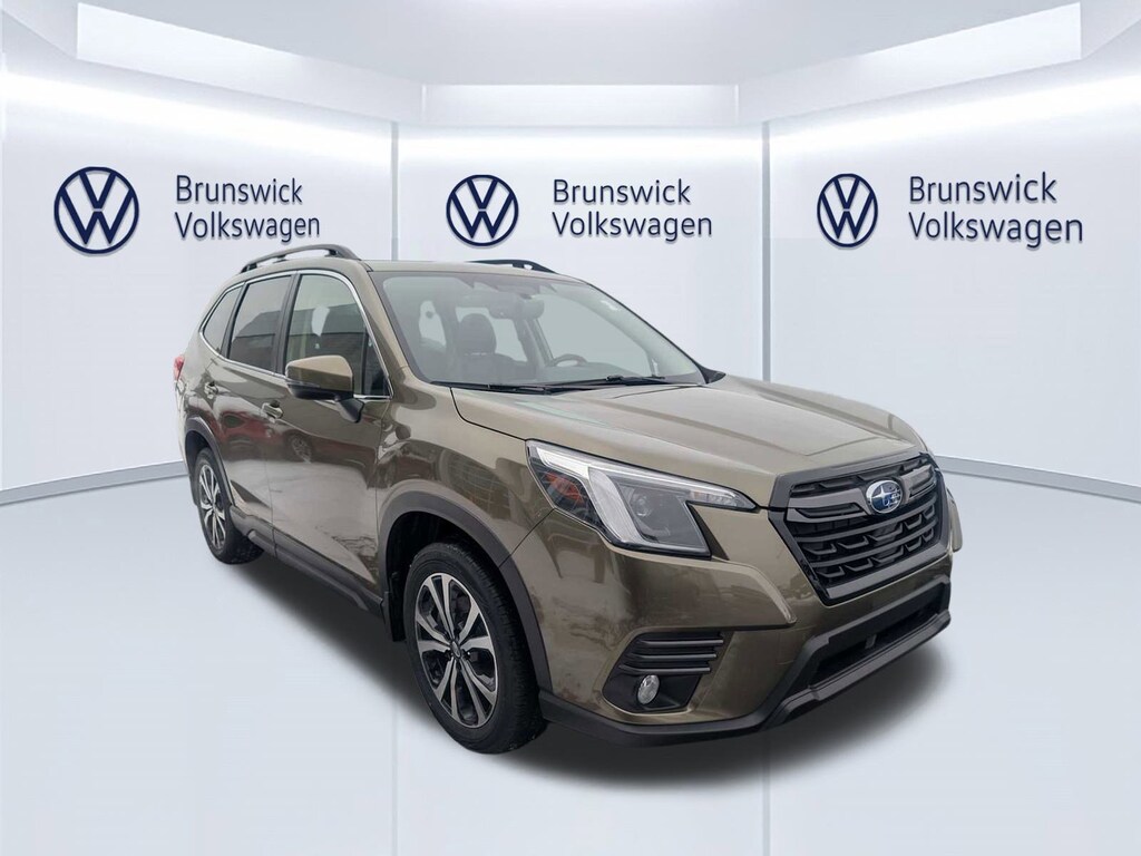 Used 2023 Subaru Forester Limited SUV