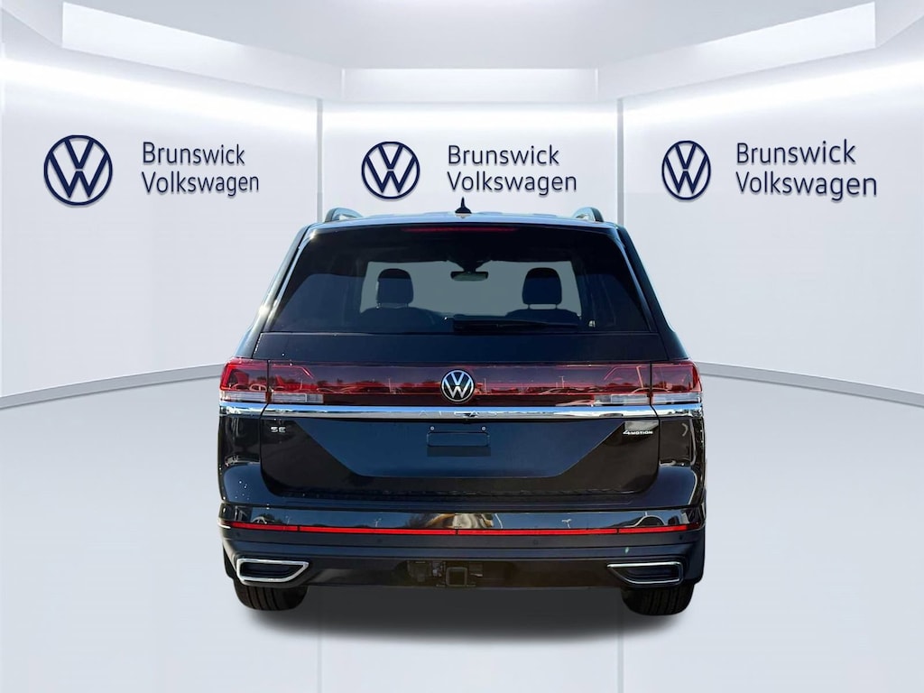 New 2026 Volkswagen Atlas 2.0T SE w/Technology 4MOTION