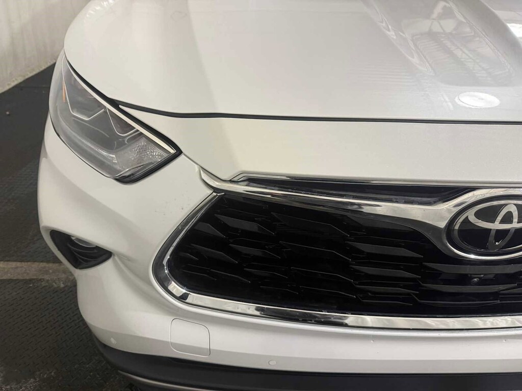 Used 2023 Toyota Highlander Platinum SUV
