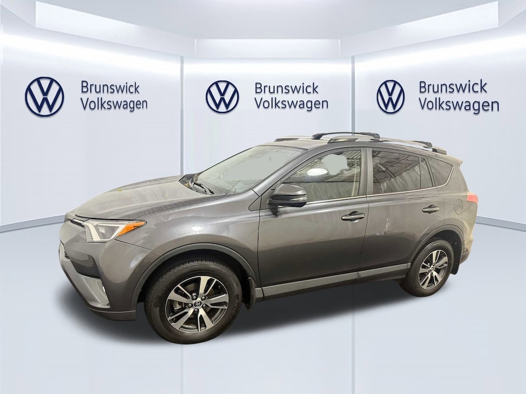 Used 2017 Toyota RAV4 XLE SUV