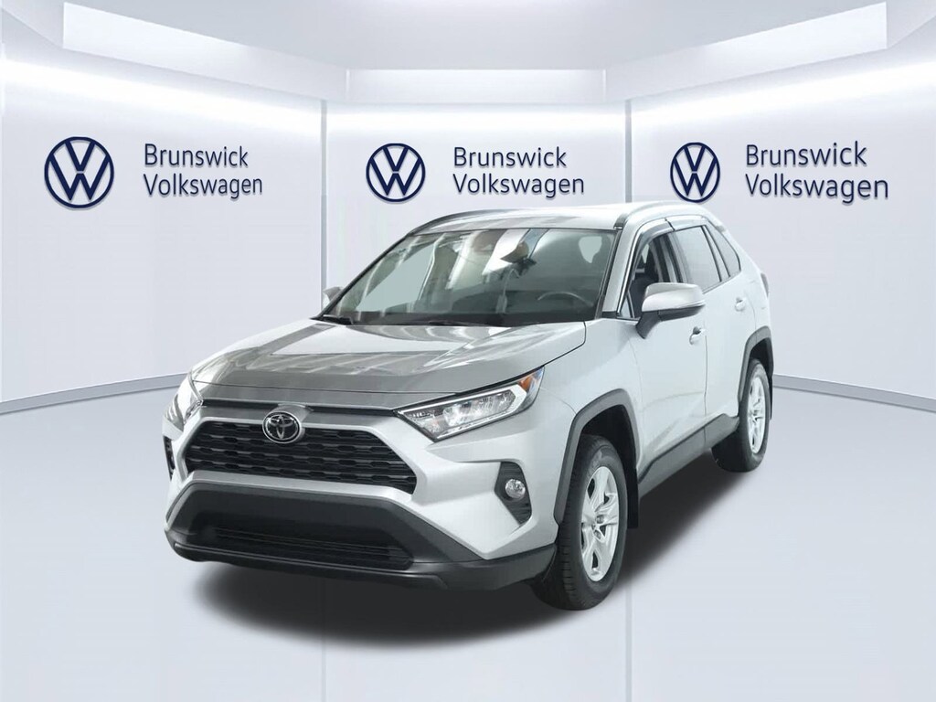 Used 2020 Toyota RAV4 XLE SUV