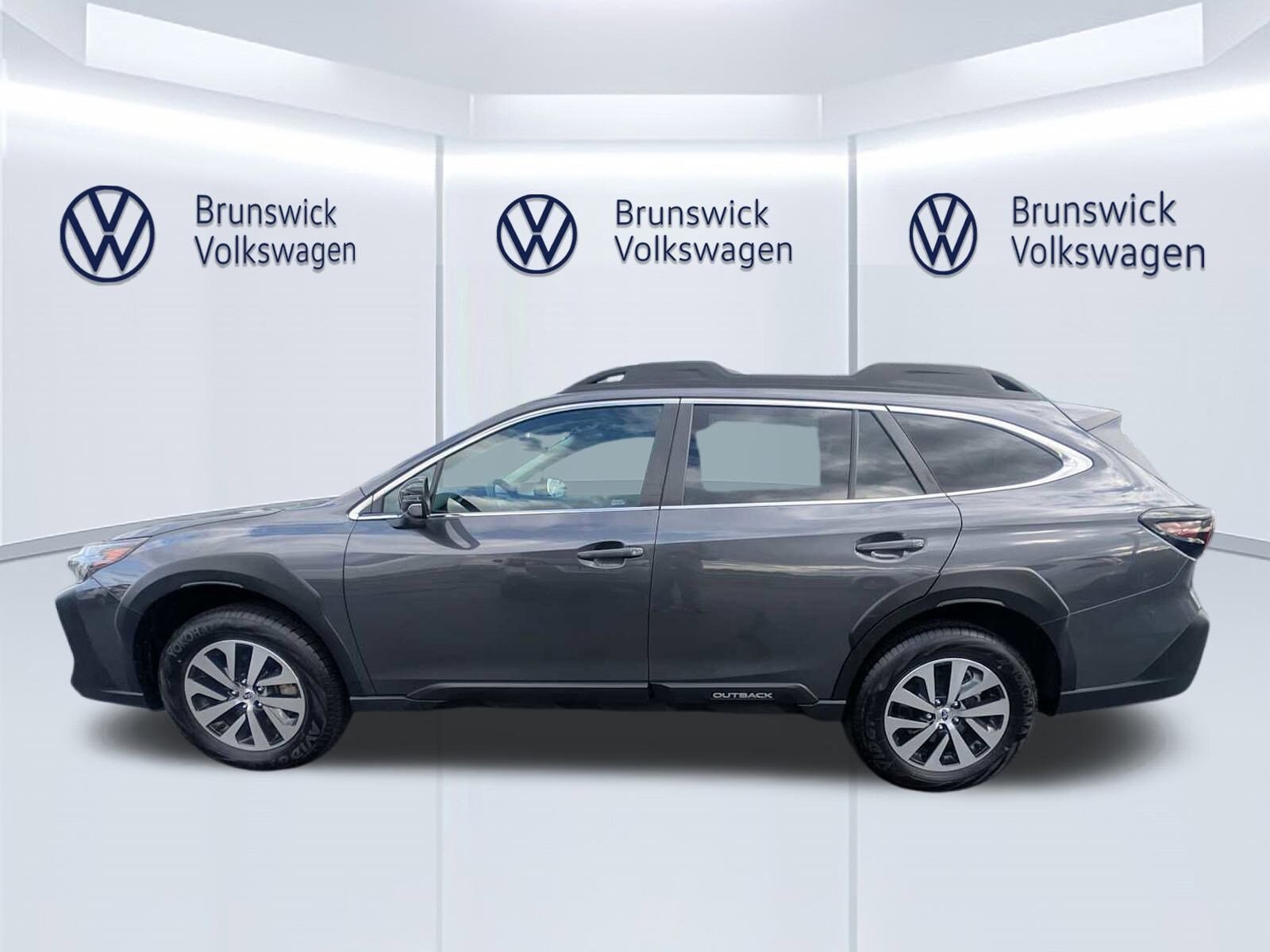 2025 Subaru Outback Premium photo 3