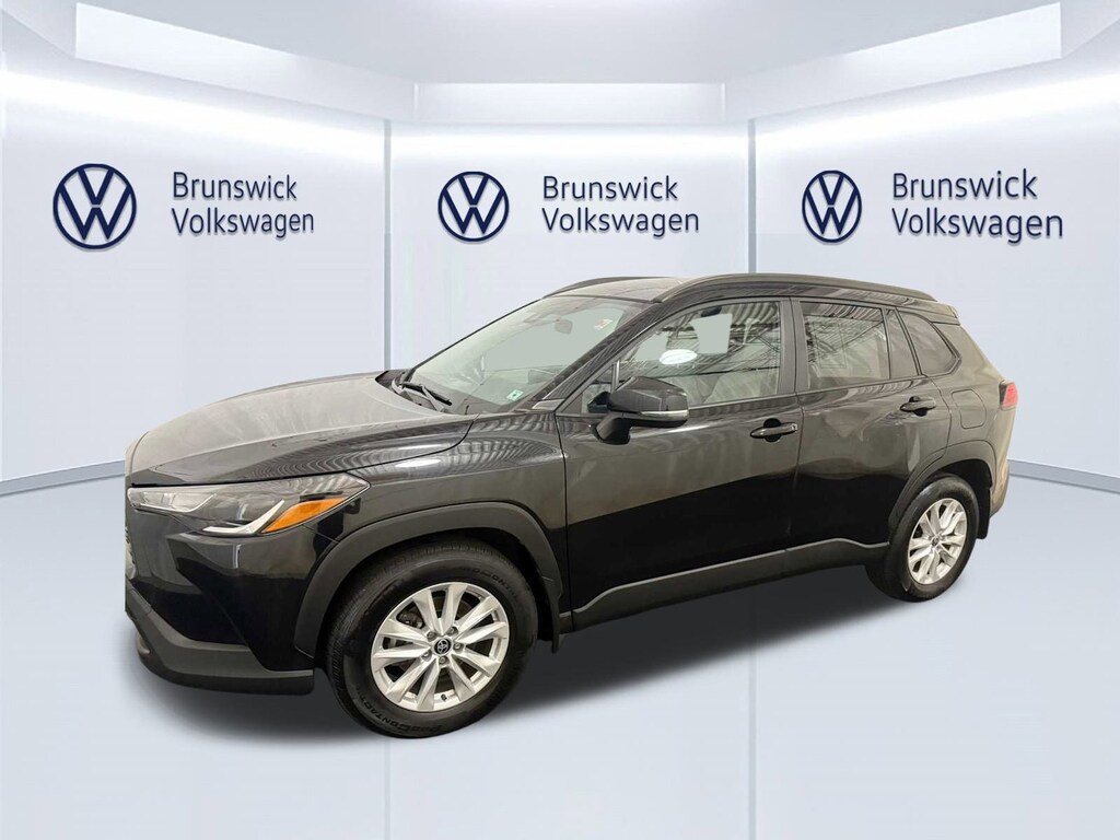 Used 2022 Toyota Corolla Cross LE SUV