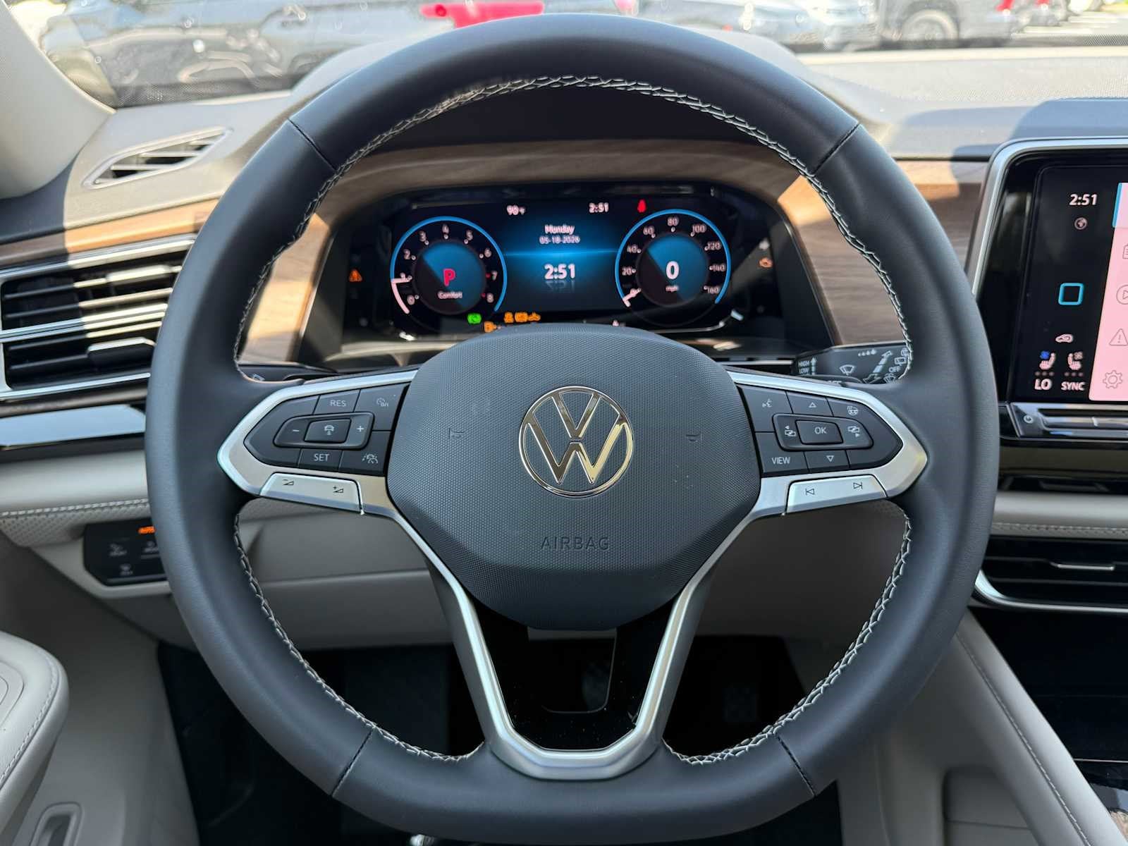 2026 Volkswagen Atlas SE w/Tech - Photo 12