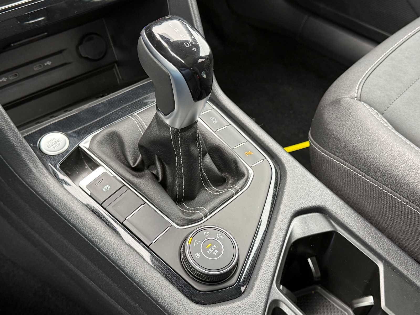 2026 Volkswagen Taos SE Black - Photo 19