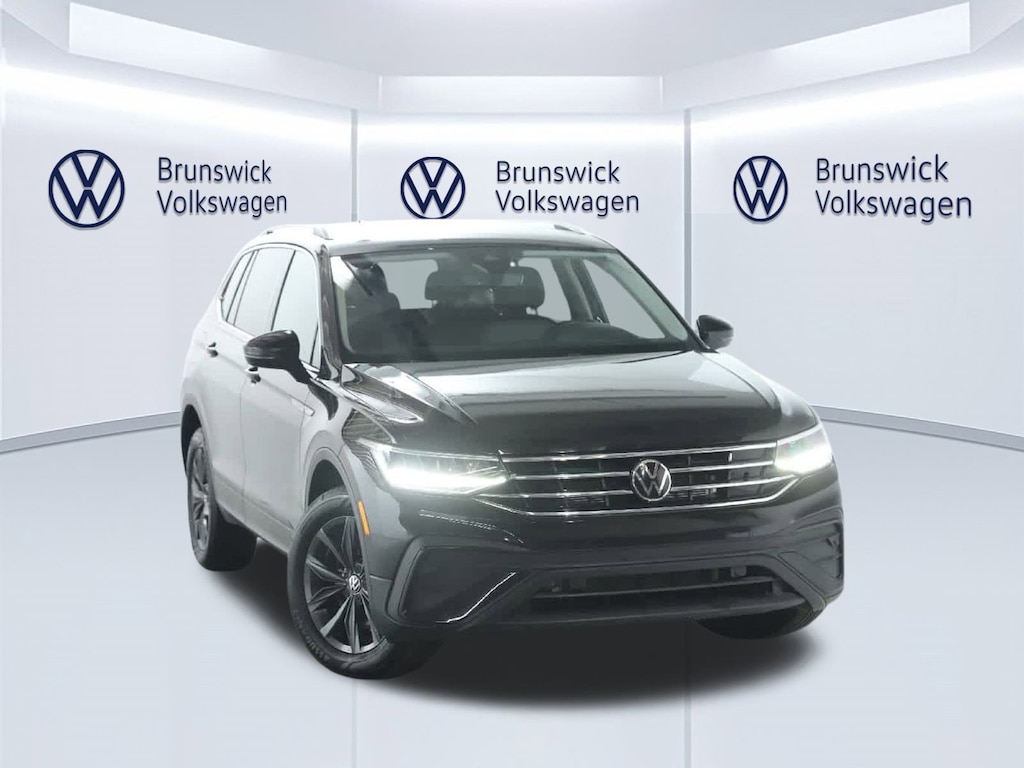Used 2023 Volkswagen Tiguan 2.0T SE SUV