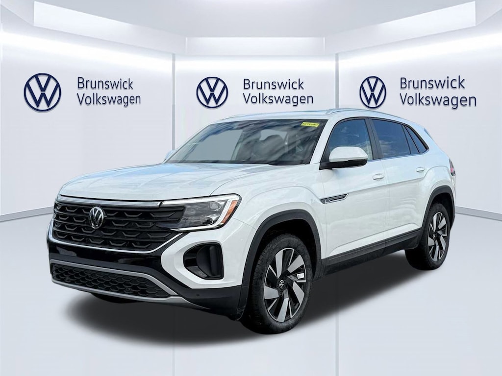 New 2026 Volkswagen Atlas Cross Sport 2.0T SE w/Technology 4MOTION