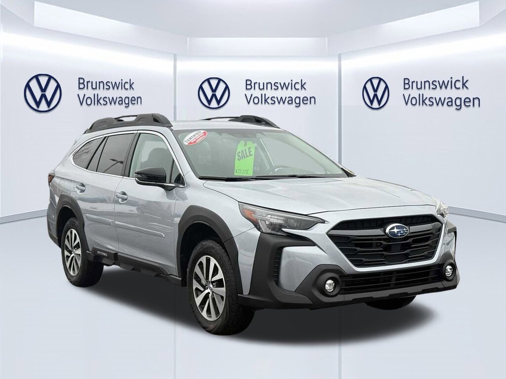 Used 2025 Subaru Outback Premium SUV