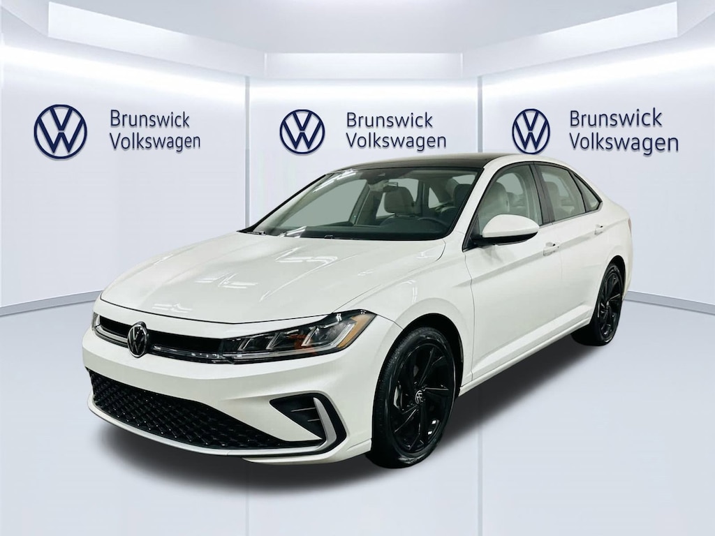 Used 2025 Volkswagen Jetta 1.5T SE Sedan