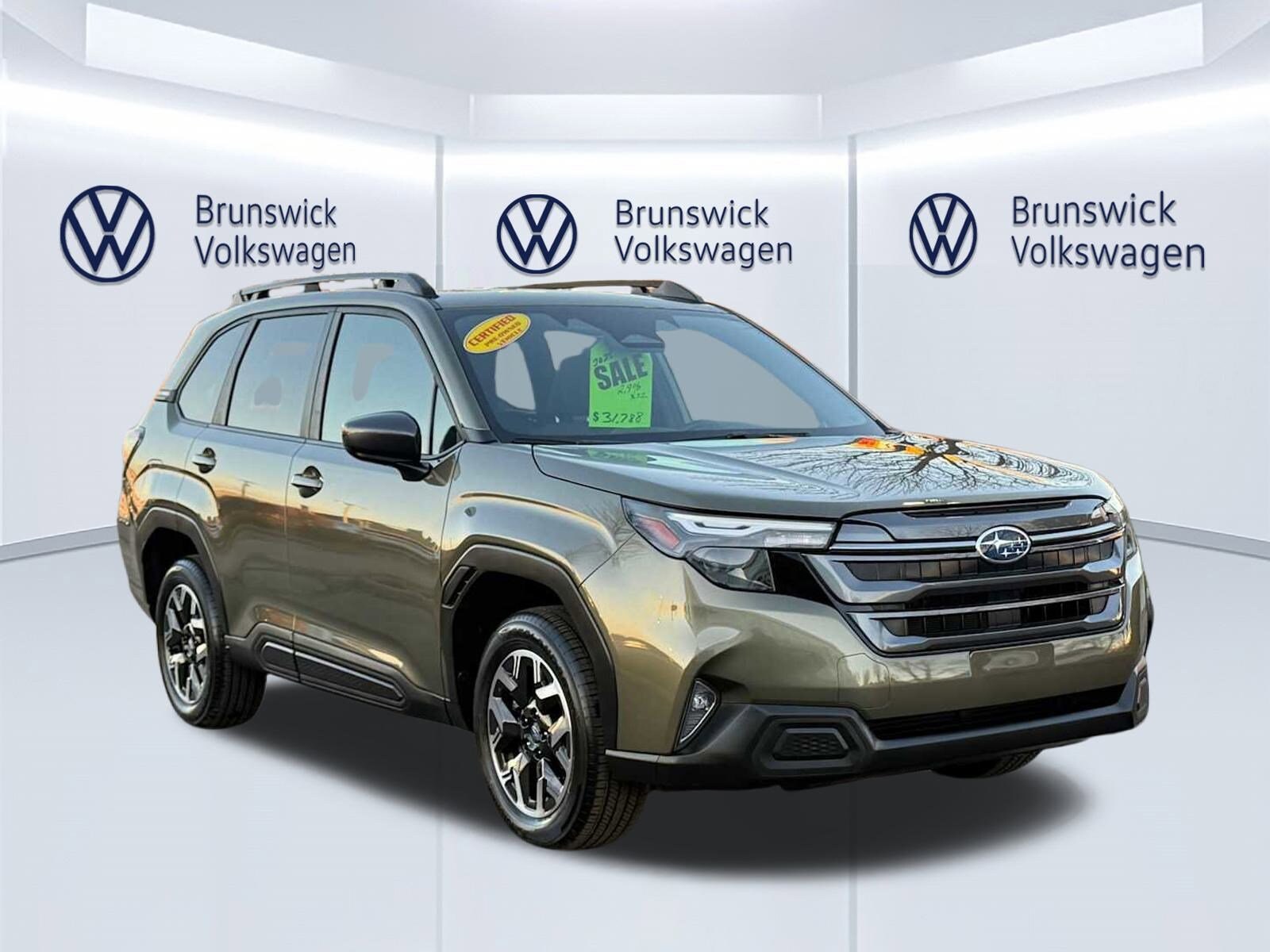 2025 Subaru Forester Premium Base photo 3