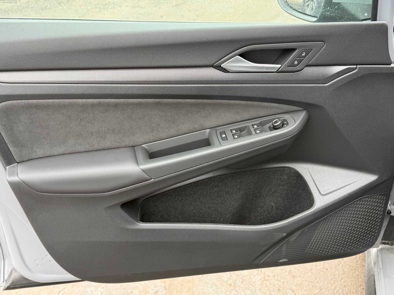 2026 Volkswagen Golf GTI S - Photo 6