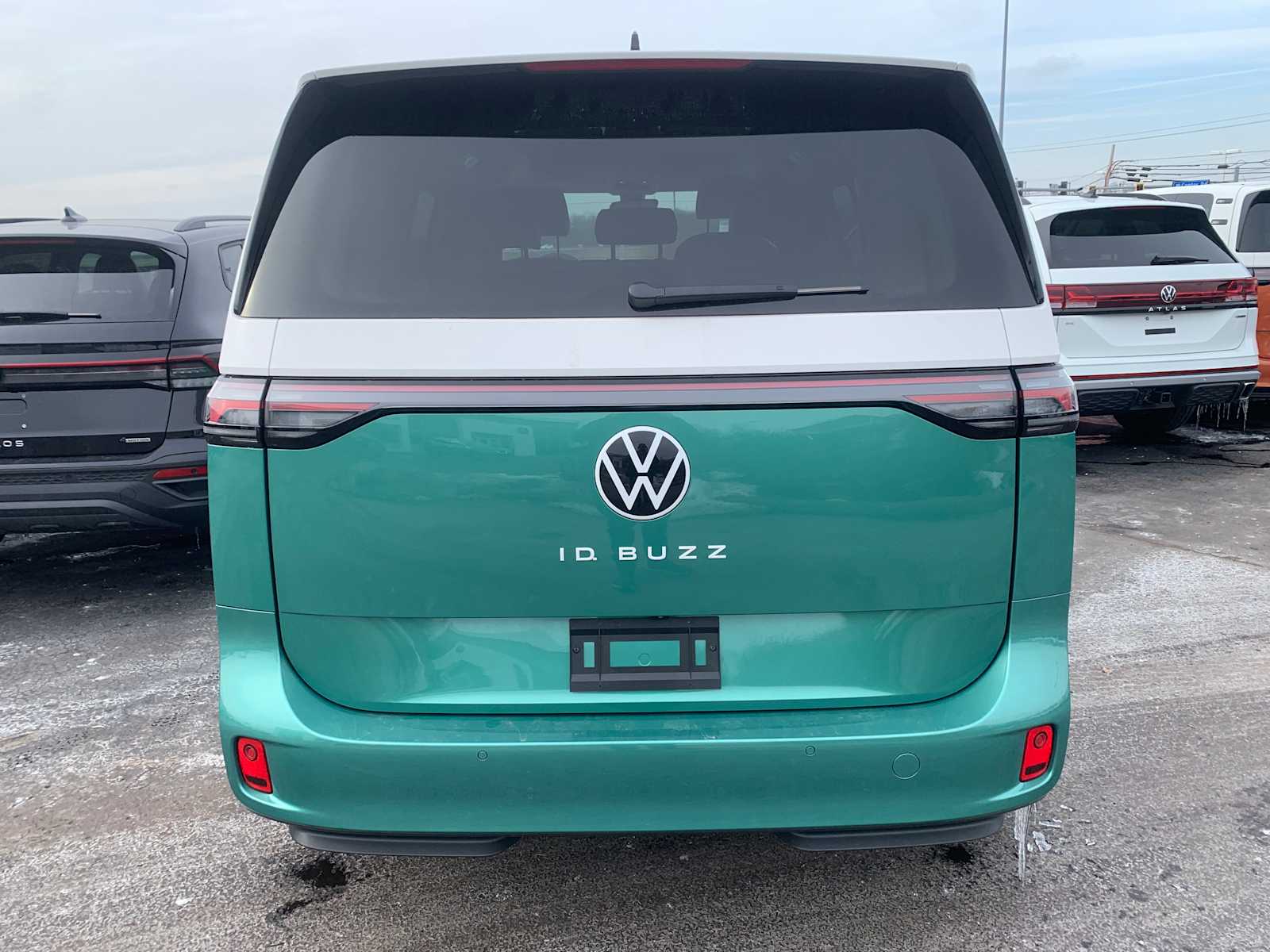 2025 Volkswagen ID. Buzz photo 4