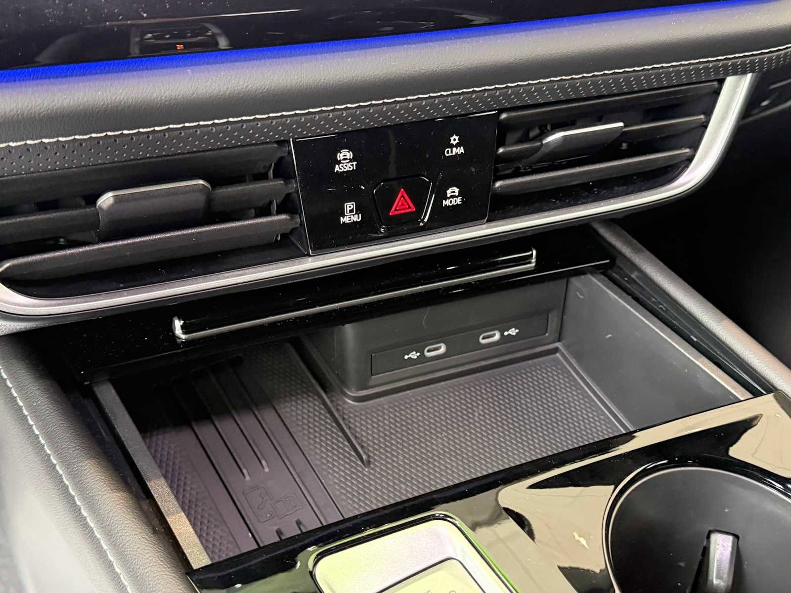 2026 Volkswagen Atlas Cross Sport SEL Premium R-LINE - Photo 15