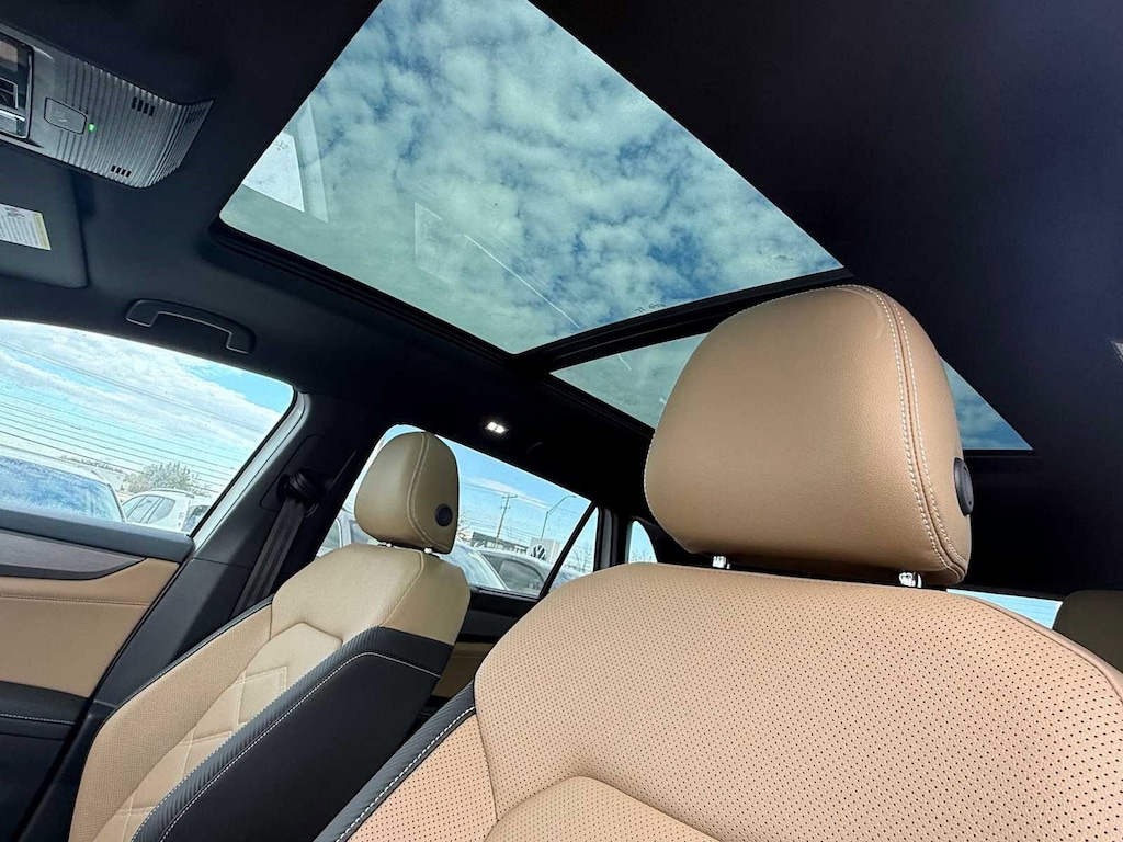 New 2026 Volkswagen Atlas Cross Sport 2.0T SE w/Technology 4MOTION