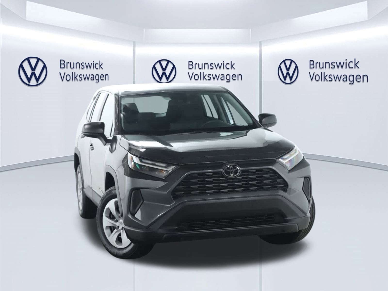 2023 Toyota RAV4 LE FWD