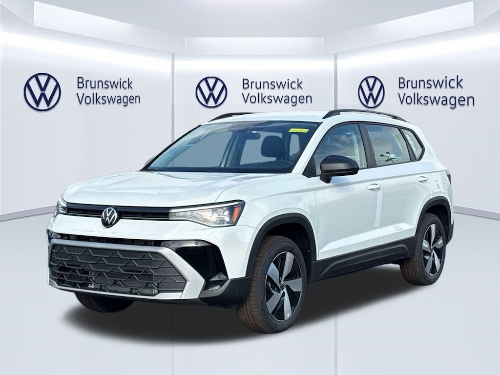 New 2026 Volkswagen Taos S 4MOTION