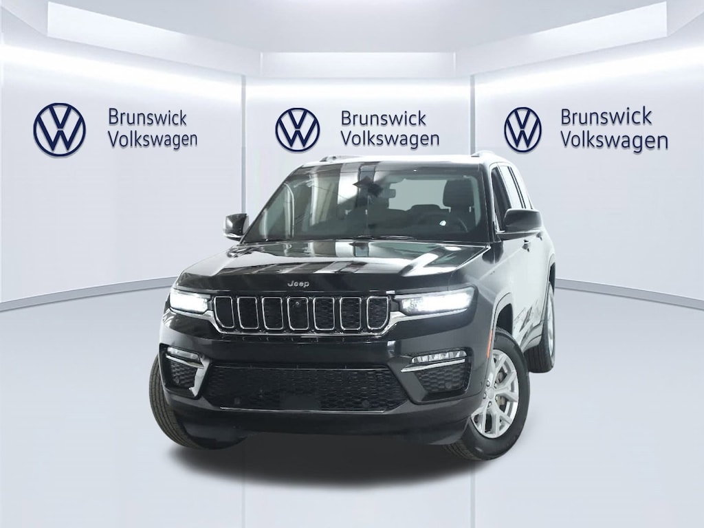 Used 2023 Jeep Grand Cherokee Limited SUV